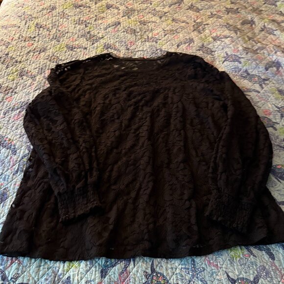 Stretch Lace And Mesh Crew Neck Long Sleeve Top - Picture 2 of 6